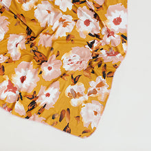 Load image into Gallery viewer, Mustard Floral